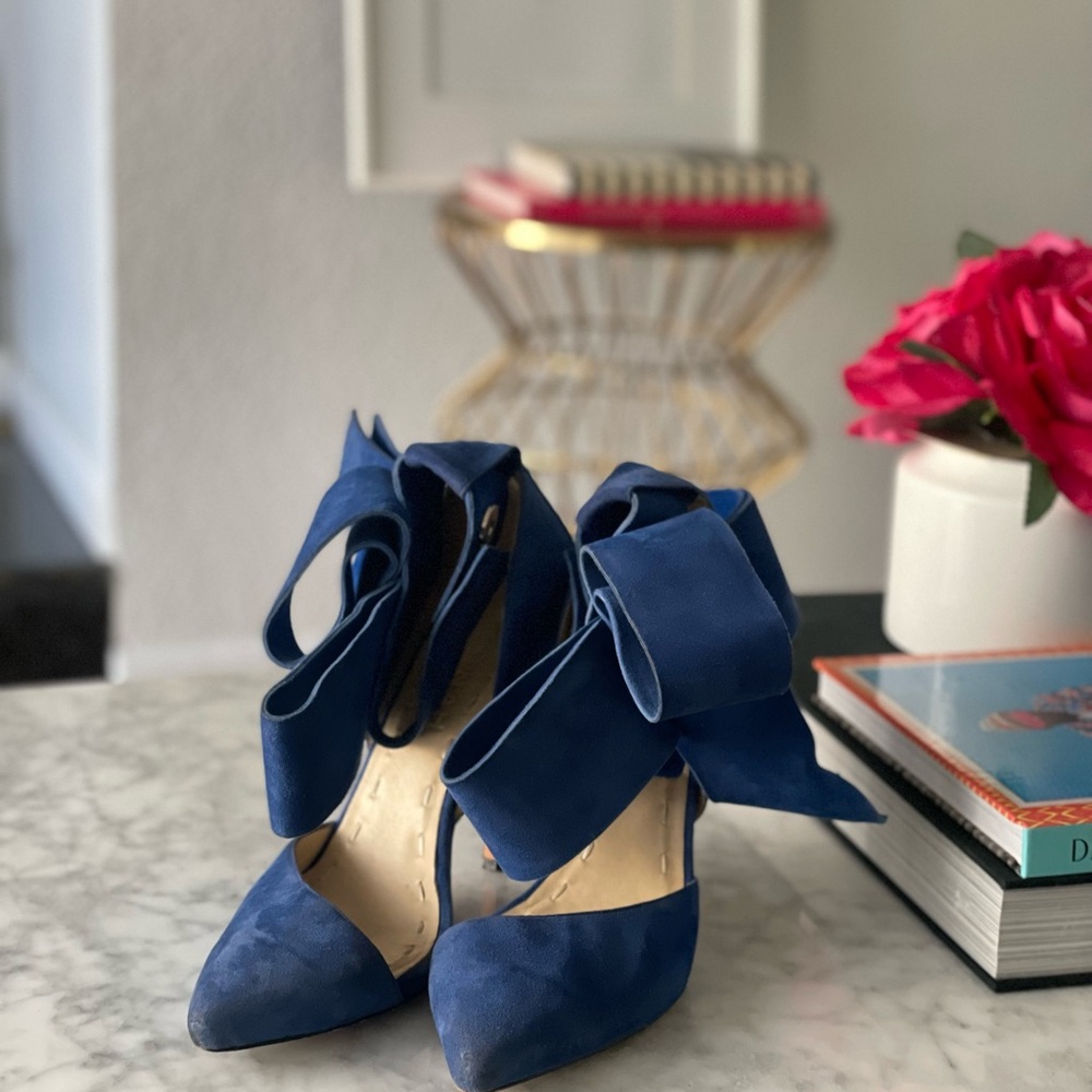 Aminah Abdul Jilil Bow Pumps - Picture 5 of 14